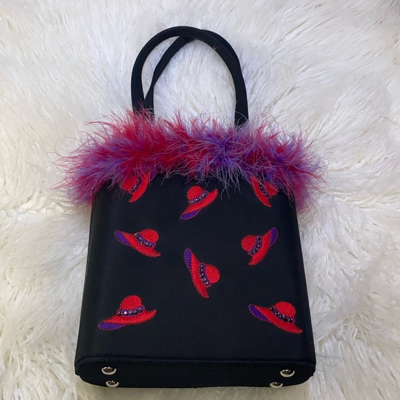❤️💜 -Red & Purple Hats Red Feather Trim Purse-💜❤️ - Picture 1 of 8